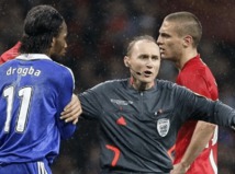 V práci zachraňuje životy, na ihrisku ho...