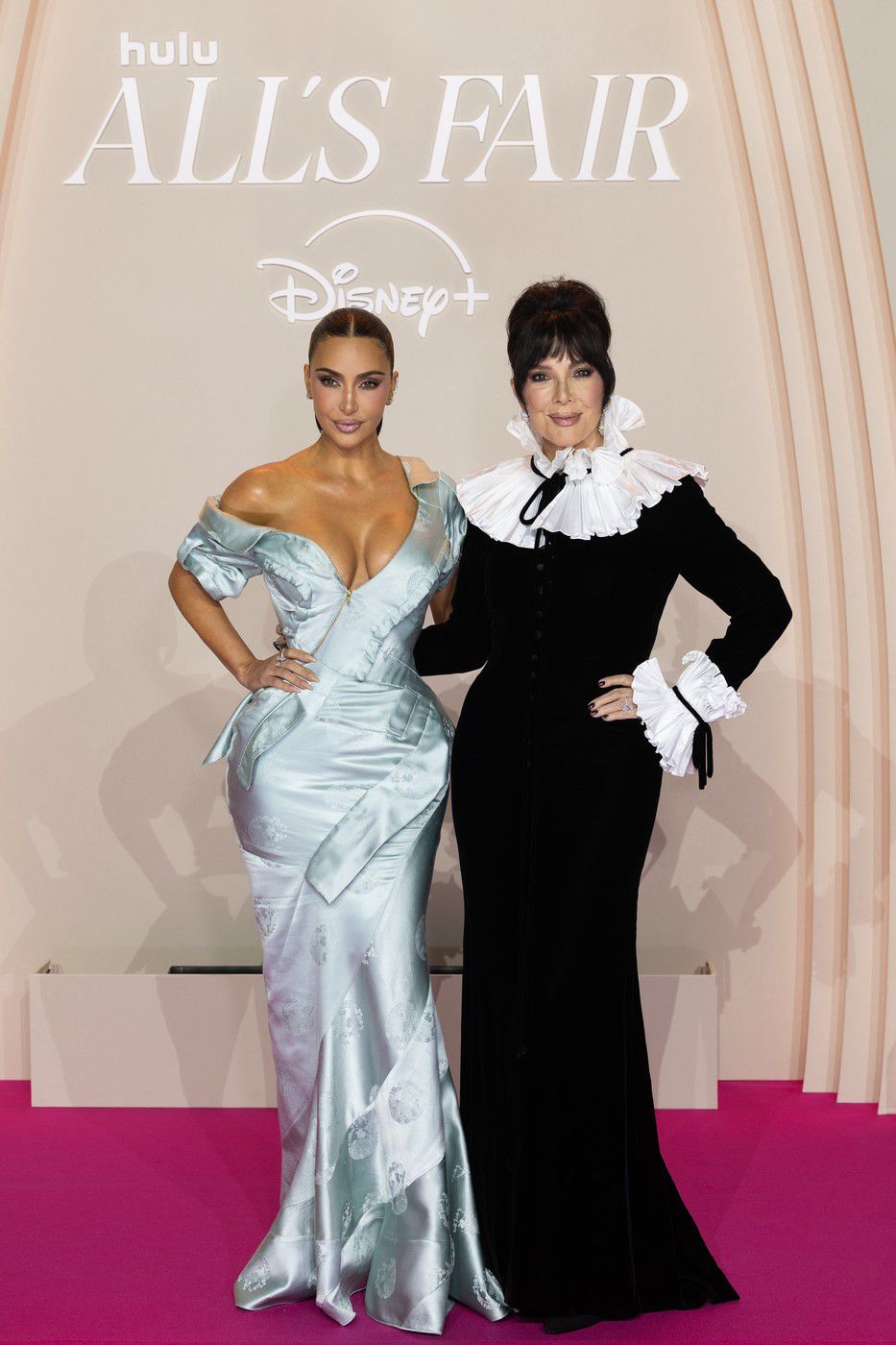 Televízna osobnosť a herečka Kim Kardashian...