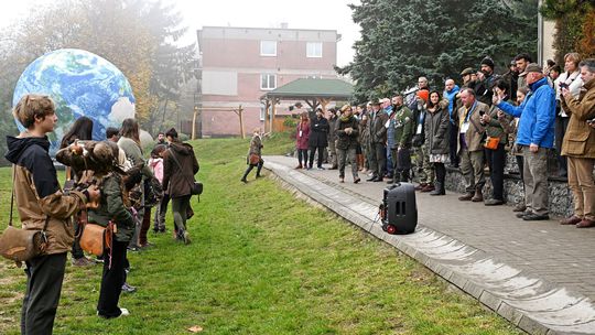 Návšteva sokoliarov z celého sveta v areáli...