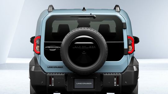 Toyota Land Cruiser FJ - 2026