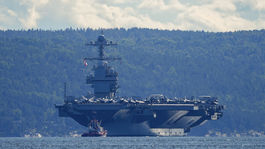 Americká lietadlová loď USS Gerald R. Ford...