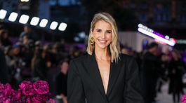 Vogue Williams medzi hosťami premiéry Všetko je dovolené. 