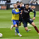 Kai Brosnan, Taras Kacharaba