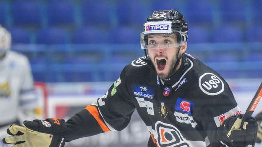 Hviezdy sa bez robotníkov ulievali a bolo im odpustené. Slafkovský? Doučil som ho zopár ťahov, aby sa presadil v NHL