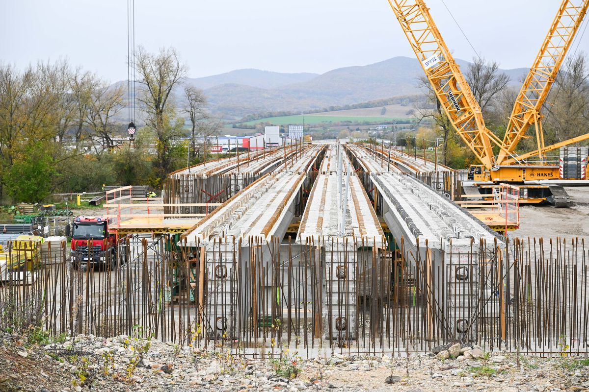 SR Veľké Bierovce cesta I/9 Trenčín otvorenie...