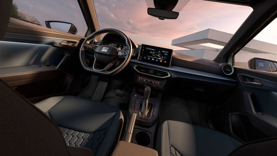 Modernizovaný Seat Arona - interiér (2025)