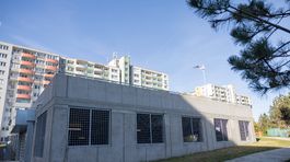 parkovaci dom karlova ves