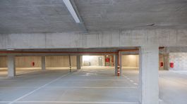 parkovaci dom karlova vec robo huttner 8-min