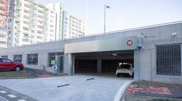 parkovaci dom karlova ves