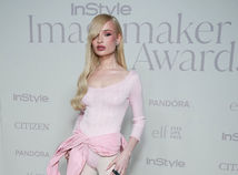 Trans speváčka Kim Petras šokovala na gala:...