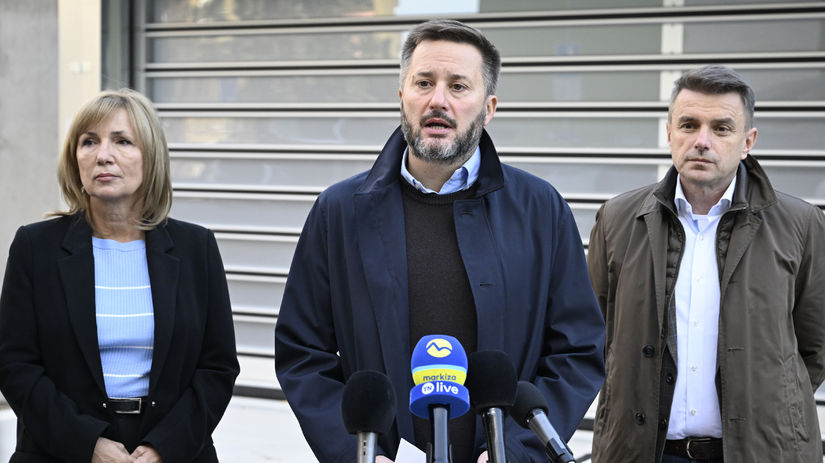 SR Bratislava Karlova Ves parkovací dom prvý