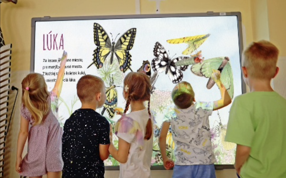 Súčasťou zámeru vydavateľa bolo tiež podnietiť...