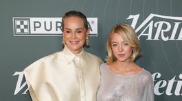 Herečka Sharon Stone (vľavo) a jej mladšia...