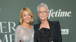 Herečka Sydney Sweeney (vľavo) a jej kolegyňa Jamie Lee Curtis.