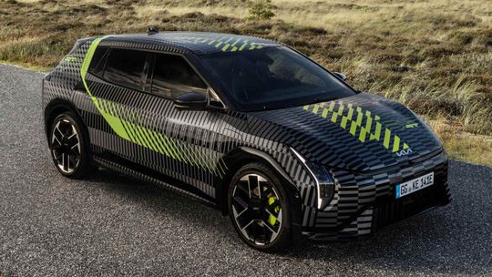 Kia EV4 GT - prototyp 2025
