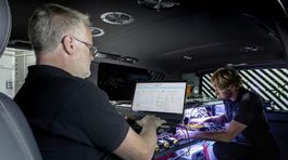 Mercedes-Benz EQV ELF Concept - 2025