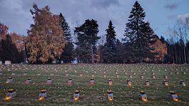 Na každý hrob vojaka zabezpečilo mesto kahanec...