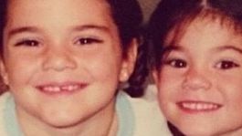 KYLIE AND KENDALL JENNER v detstve. 