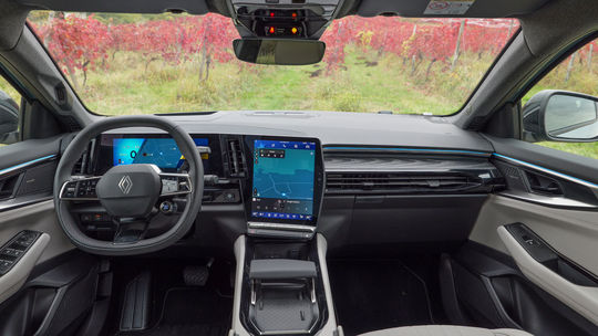 Renault Espace E-Tech Hybrid 200 - test 2025