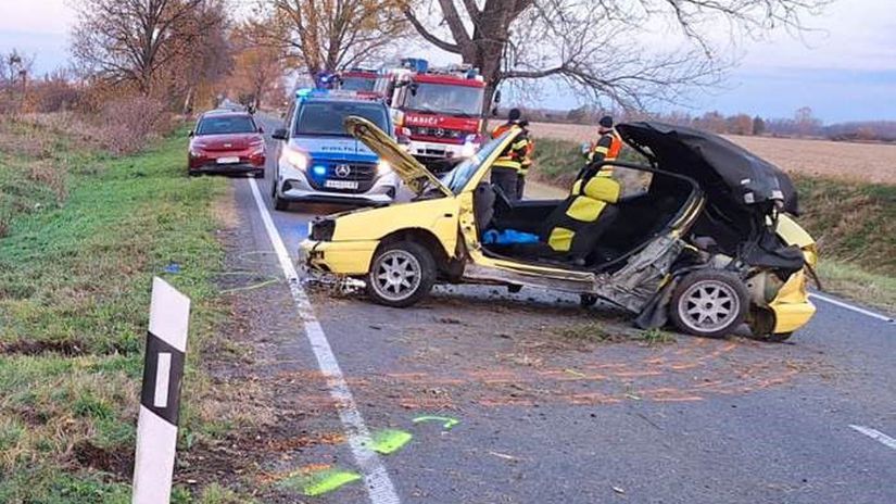 autonehoda, nehoda, polícia SR, zrážka, rozbité...