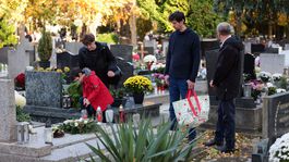 Dušičky na cintoríne v Šamoríne