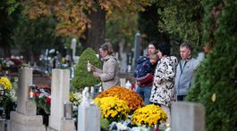 Dušičky na cintoríne v Šamoríne