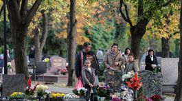 Dušičky na cintoríne v Šamoríne