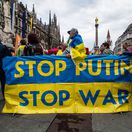 Nemecko zaplavili mladí Ukrajinci. Boja sa, aby ich doma nepovolali