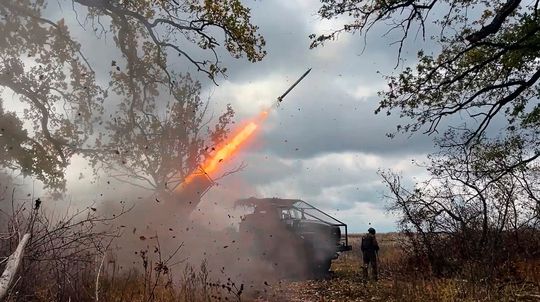 ONLINE: Kremeľ nepovažuje stretnutie Putina s Trumpom za potrebné. Ukrajinci zasiahli ruský čiernomorský prístav