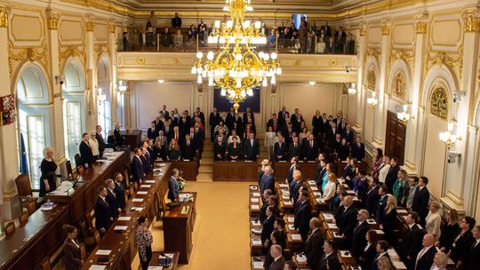 Noví českí poslanci zložili sľub, vedenie snemovne zvolia v stredu