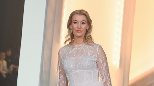 Herečka Jana Majeská v kreácii od dizajnérky...