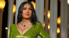 Salma Hayek  kreácii Gucci na akcii LACMA Art + Film Gala 