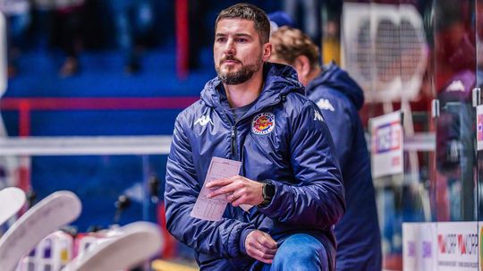 Budeš to mať ťažké. Potom vyhodil môjho otca a neskôr aj mňa. Bývalý reprezentant naložil primátorovi Dankovi