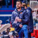 Som hrdý Slovák. Spievať hymnu v teplákoch a šiltovkách? Bohužiaľ, tak vyzerá aj naša krajina. Ja som bol vychovaný inak