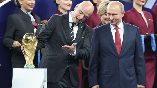 FIFA a UEFA ustupujú, chystá sa návrat Ruska. Plán prvého kroku je známy