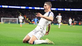 Zobral loptu na vlastnej šestnástke, trielil ako Forrest Gump. Neuveriteľný gól v Lige majstrov