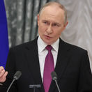 Putin bol hospitalizovaný, podrobil sa lekárskej prehliadke. Vďaka Bohu, konštatoval po nej