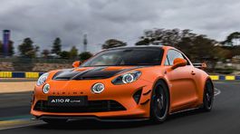 Alpine A110 R Ultime vyráža z garáže