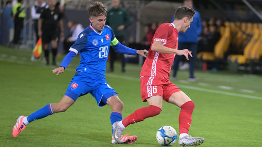 Sokolíkov čakajú silní Angličania, Kentoš bude čakať na ťahúňa tímu. Toho si opäť vyžiadal Calzona