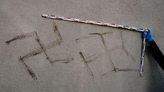 Pobrežná stráž USA už nebude svastiku považovať za nenávistný symbol. Odmietla vysvetliť, prečo