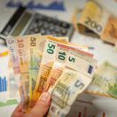 peniaze, eurá, kalkulačka