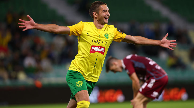 SR Futbal NL 5. kolo Žilina Podbrezová Faško