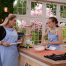 Porotkyne odhalili chybu a museli zasiahnuť. Mladej súťažiacej z Pečie celé Slovensko hrozilo fiasko v priamom prenose