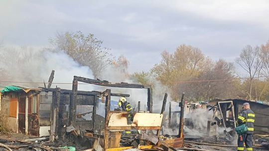 Tragický požiar v Mašličkove: Záchranári našli dve obhorené telá detí