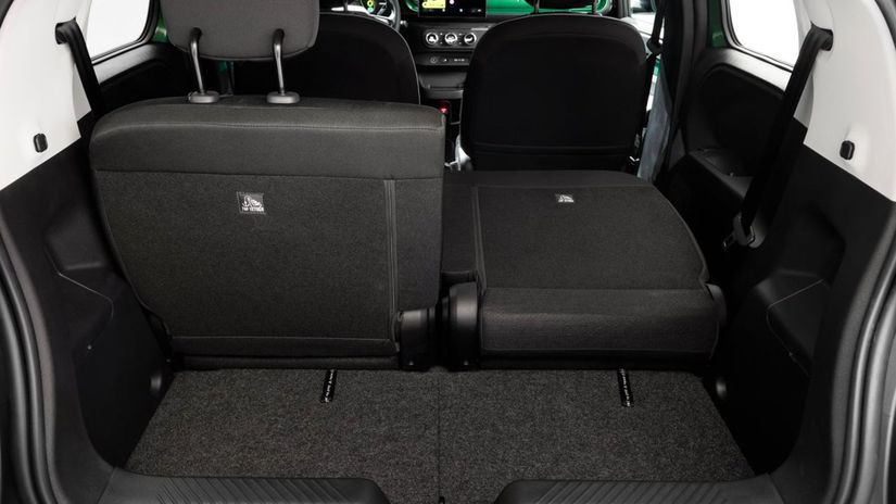 Do kufra naložíte až 360 litrov batožín. Navyše...