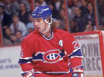 V osemnástich emigroval z Československa, v...