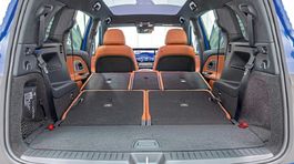 Mercedes-Benz GLB - interiér 2025