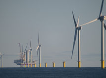 Briti stavajú najväčšiu pobrežnú veternú...