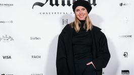 Hostia na prehliadke Sancta Marcela Holubca