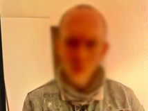 polícia, hostel v Bratislave